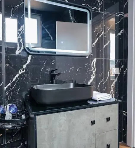 Apartmán Miku Apartment-upscale 2bdr With A Spectacular View Tirana