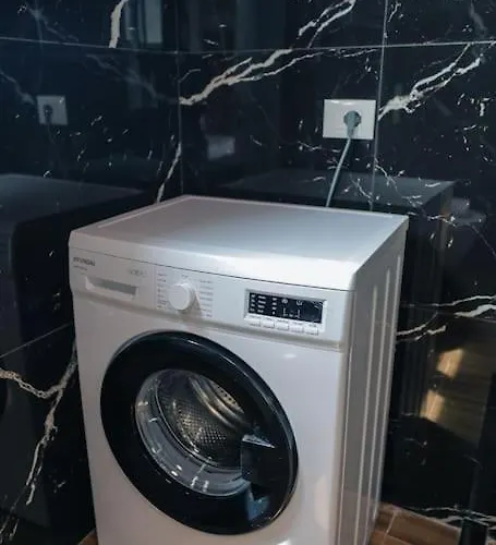 Miku Apartment-upscale 2bdr With A Spectacular View Tirana