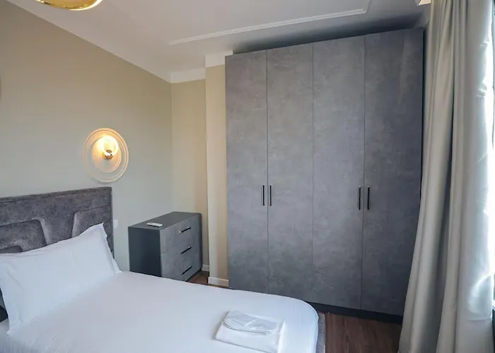 Miku Apartment-upscale 2bdr With A Spectacular View Apartmán *