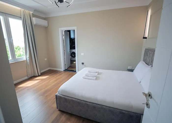 Miku Apartment-upscale 2bdr With A Spectacular View * Tirana