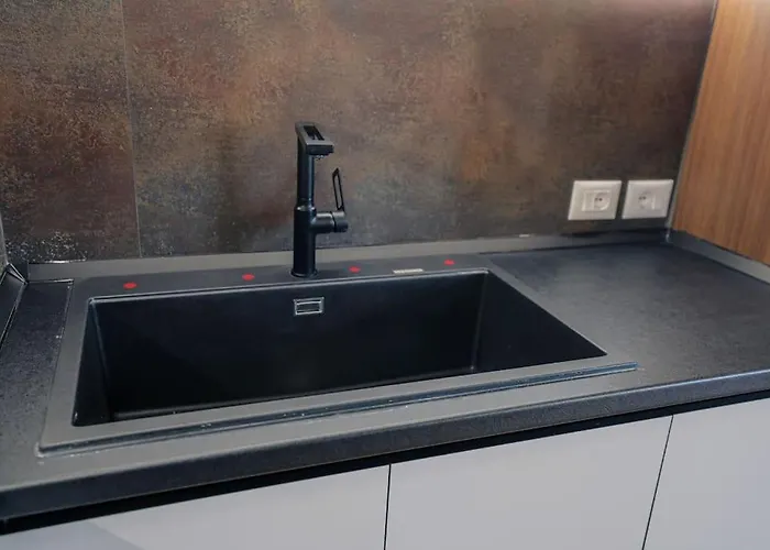 Miku Apartment-upscale 2bdr With A Spectacular View Tirana